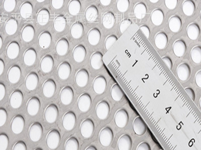 304不鏽（xiù）鋼衝孔網板