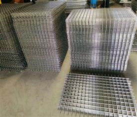 不鏽鋼軋花網片-不（bú）鏽鋼篩網