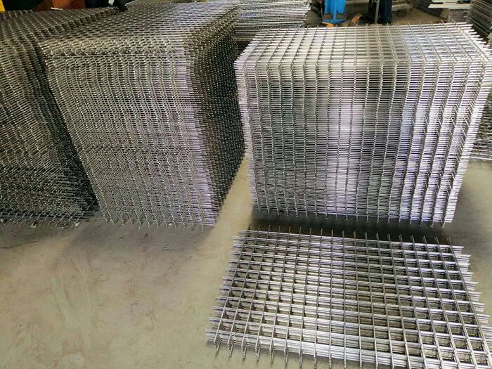 不鏽鋼軋花（huā）網（wǎng）片-不鏽鋼篩網