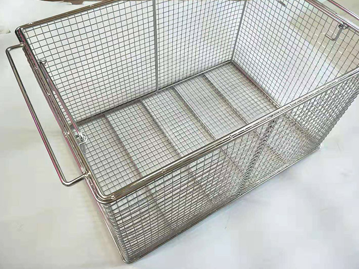 編織（zhī）網拚接不鏽鋼筐