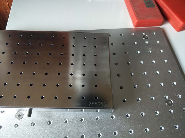 不鏽鋼衝孔網片